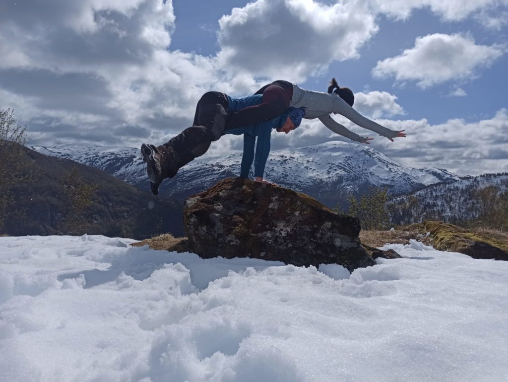 Acro jam
